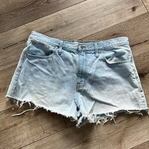 Madewell Relaxed Denim Shorts Light Wash with Distressed Hems